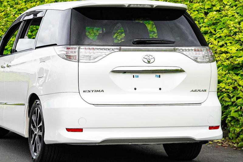 2014 Toyota Estima Aeras Premium Ed