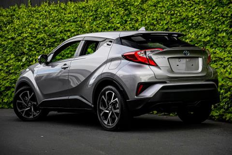 2017 Toyota C-HR Hybrid G - Thumbnail