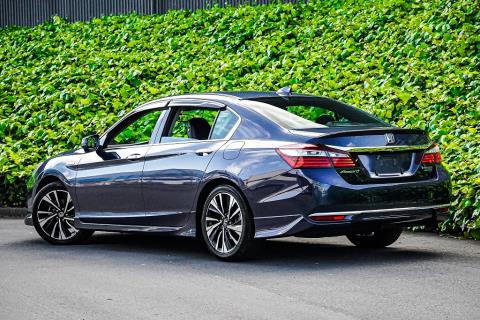 2016 Honda Accord Hybrid EX - Thumbnail