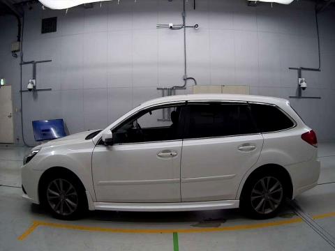 2013 Subaru Legacy - Thumbnail