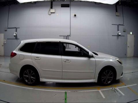 2013 Subaru Legacy - Thumbnail