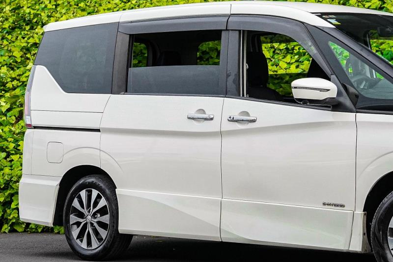 2019 Nissan Serena Hybrid HighwayStar