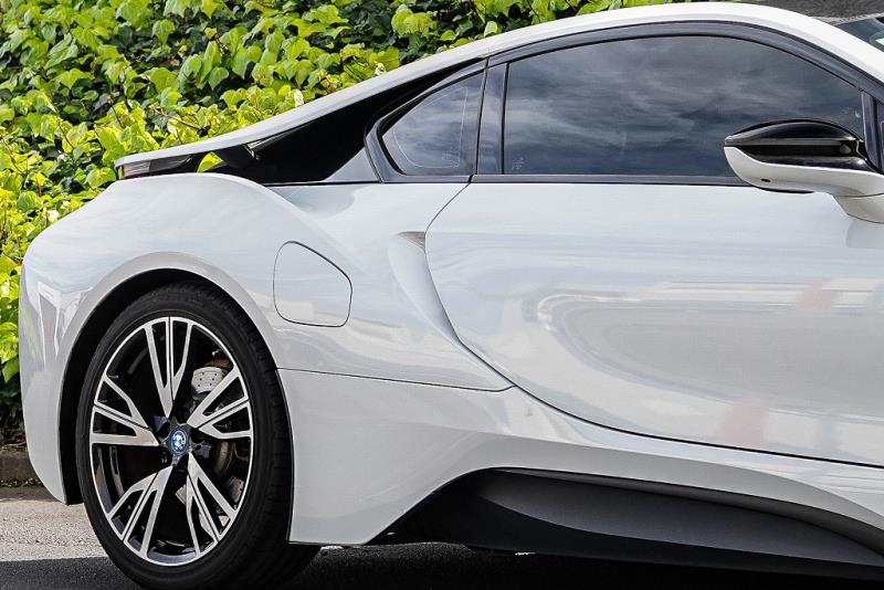 2016 BMW i8 e-Drive Hybrid