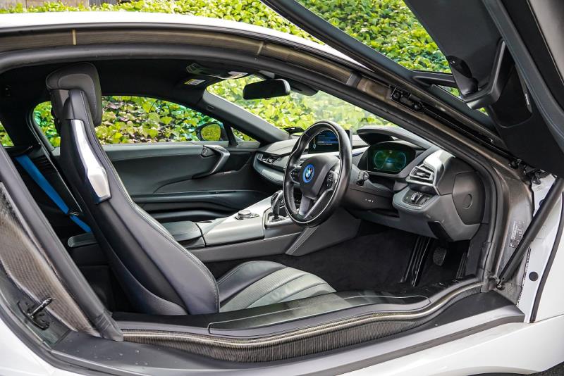 2016 BMW i8 e-Drive Hybrid