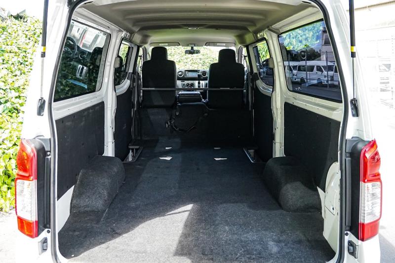 2017 Nissan NV350 / Caravan