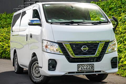 2017 Nissan NV350 / Caravan - Thumbnail