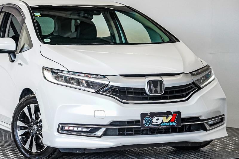 2019 Honda Shuttle Hybrid Facelift