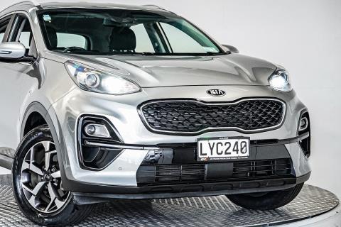 2019 Kia Sportage - Thumbnail