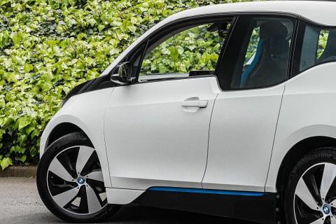 2017 BMW i3 - Thumbnail