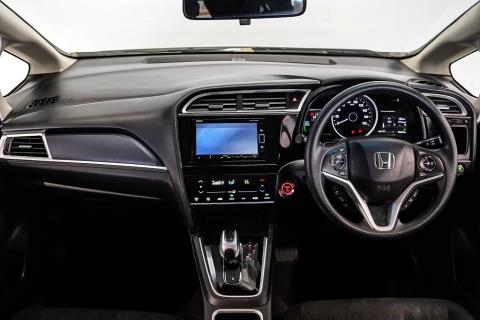 2019 Honda Shuttle Hybrid - Thumbnail