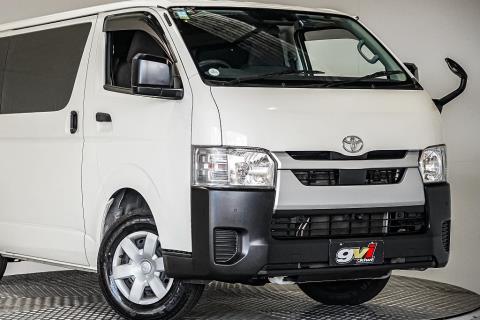 2020 Toyota Hiace ZL 5 Door - Thumbnail