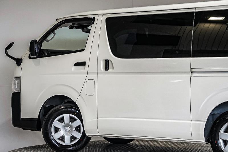 2020 Toyota Hiace ZL 5 Door