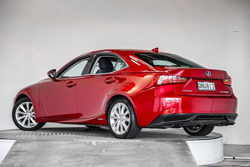 2014 Lexus IS 300h