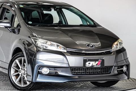 2013 Toyota Wish 2.0Z - Thumbnail