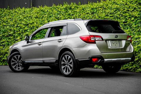 2015 Subaru Outback Limited - Thumbnail