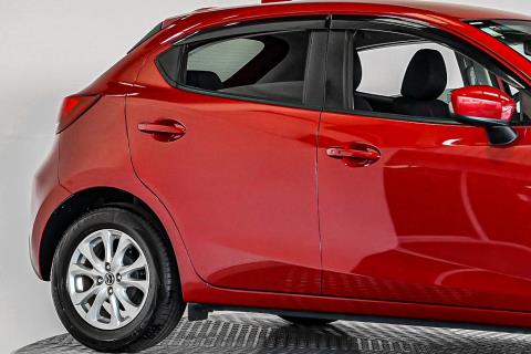 2016 Mazda Demio 13S Touring - Thumbnail