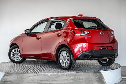 2016 Mazda Demio 13S Touring - Thumbnail