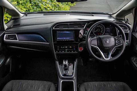 2020 Honda Fit Shuttle Hybrid - Thumbnail