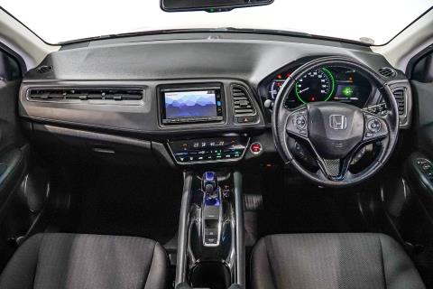 2017 Honda Vezel Hybrid / HR-V - Thumbnail