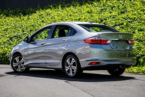 2015 Honda Grace Hybrid EX / City - Thumbnail