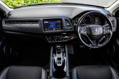 2019 Honda Vezel RS Hybrid / H-RV - Thumbnail