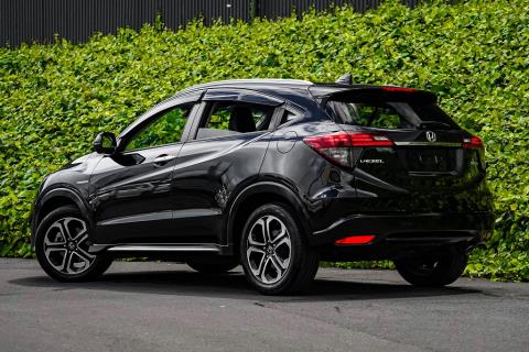 2019 Honda Vezel RS Hybrid / H-RV - Thumbnail