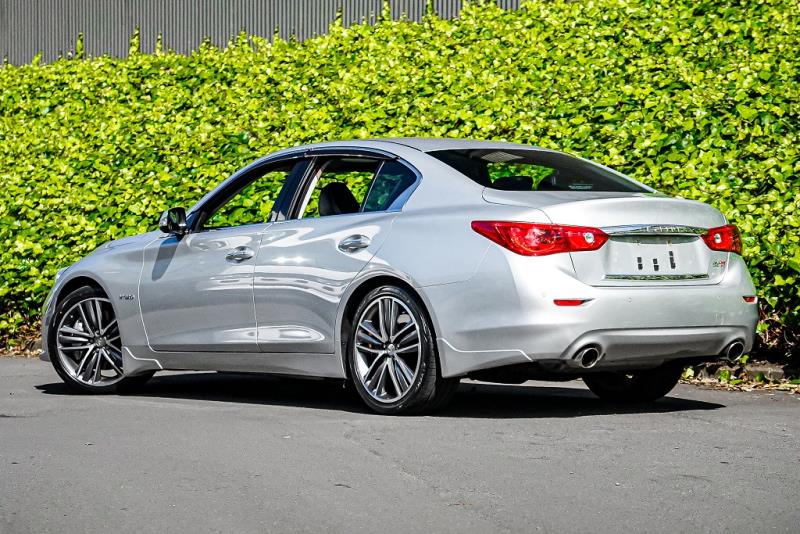 2014 Nissan Skyline Hybrid 350GT/Q50