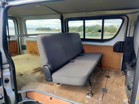 2011 Toyota Hiace 5 Door 5 Seater - Thumbnail