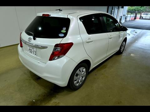 2014 Toyota Vitz / Yaris 5 Door - Thumbnail