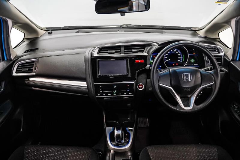 2013 Honda Fit Hybrid / Jazz