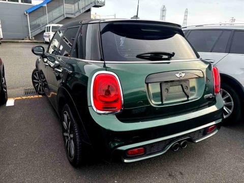 2015 Mini Cooper S - Thumbnail