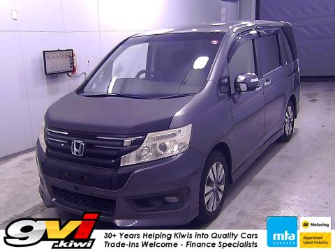 2012 Honda Step Wagon - Thumbnail