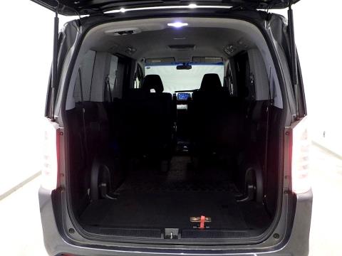 2012 Honda Step Wagon - Thumbnail