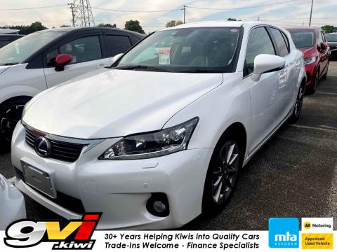 2013 Lexus CT 200h - Thumbnail