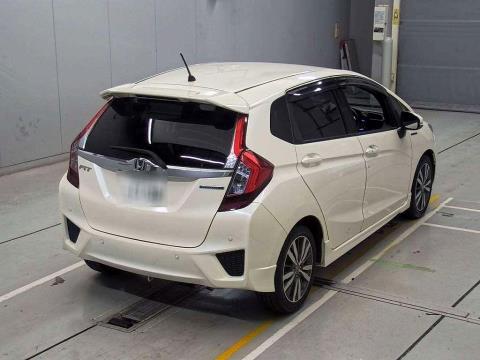 2014 Honda Fit S Hybrid / Jazz RS - Thumbnail