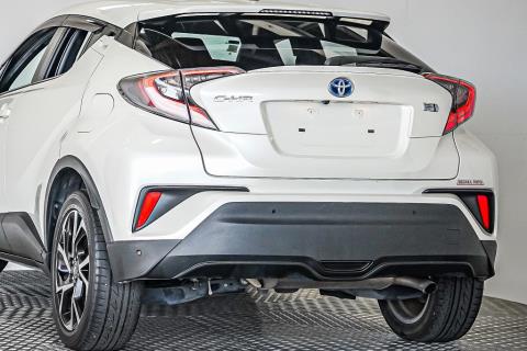 2017 Toyota C-HR Hybrid G - Thumbnail