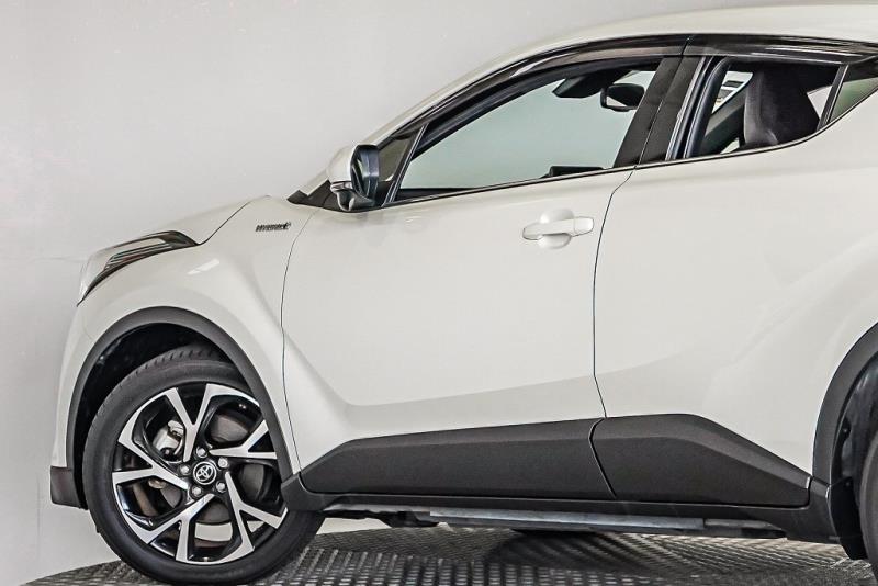 2017 Toyota C-HR Hybrid G