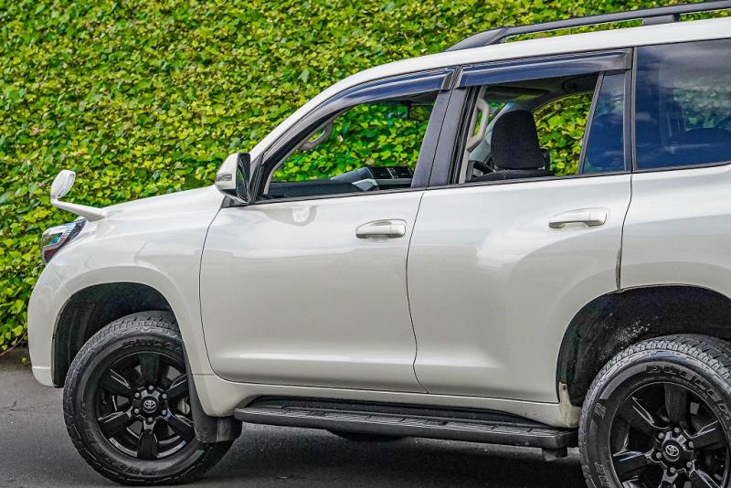 2016 Toyota Land Cruiser Prado TX