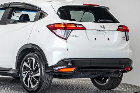 2016 Honda Vezel RS Hybrid / HR-V - Thumbnail