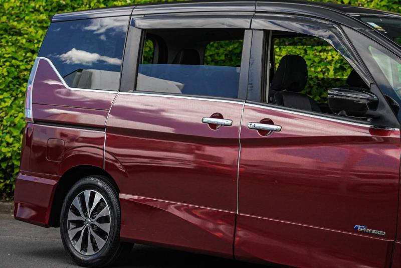 2016 Nissan Serena Highway Star