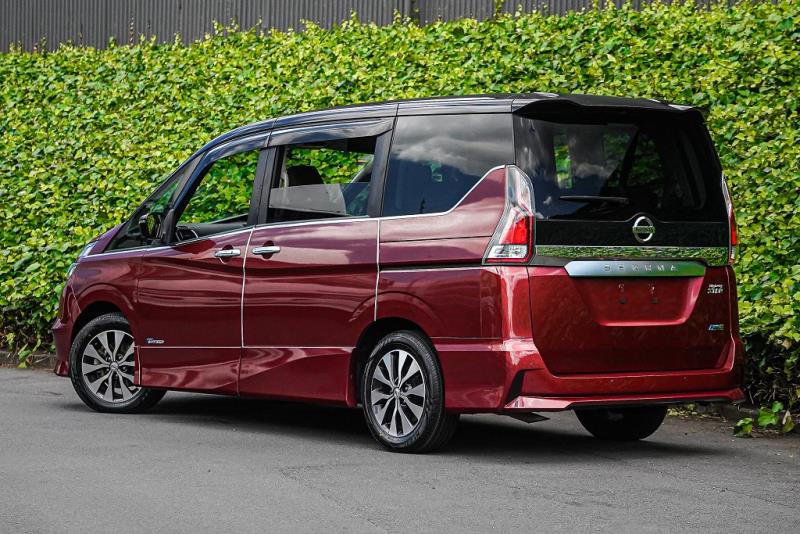 2016 Nissan Serena Highway Star