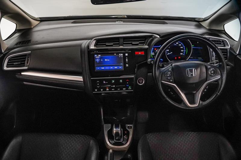 2013 Honda Fit Hybrid / Jazz