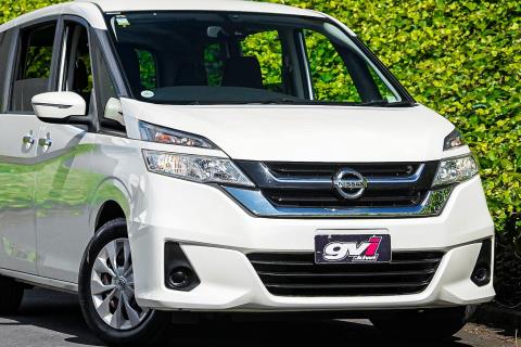 2018 Nissan Serena 8 Seater - Thumbnail