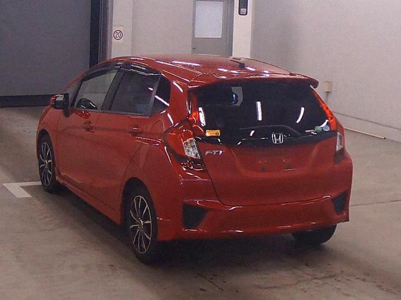 2014 Honda Fit 13S / Jazz Sport