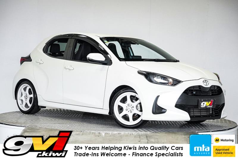 2020 Toyota Yaris G / Vitz