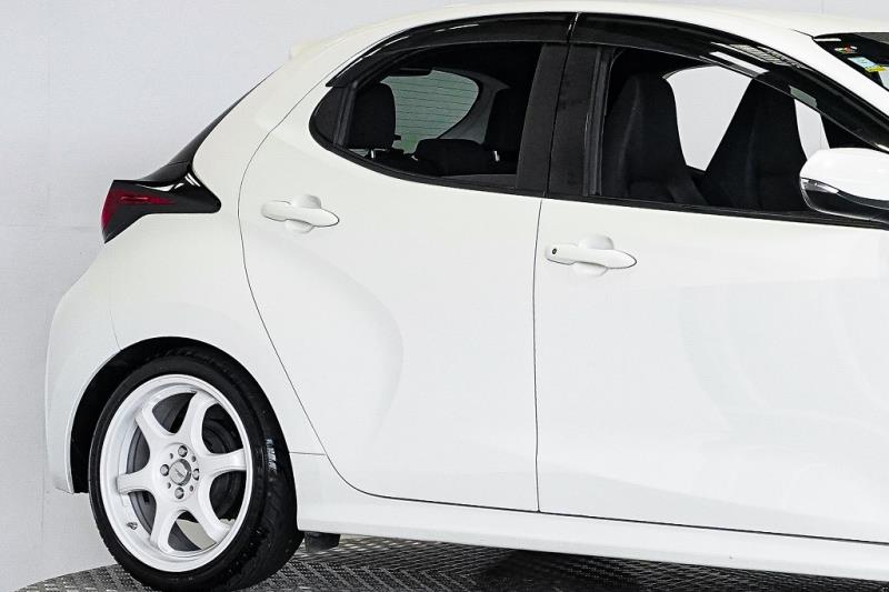 2020 Toyota Yaris G / Vitz