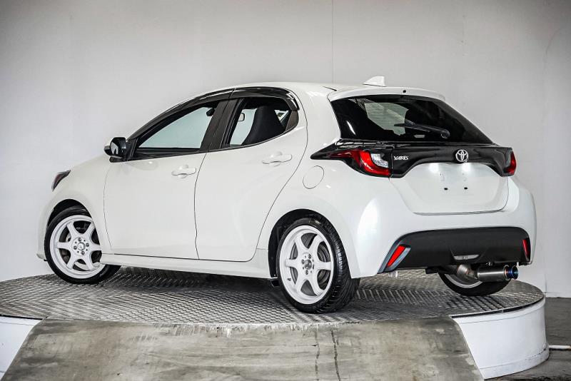 2020 Toyota Yaris G / Vitz