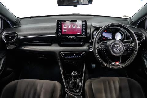 2020 Toyota Yaris G / Vitz - Thumbnail