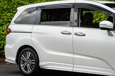 2018 Honda Odyssey Absolute - Thumbnail