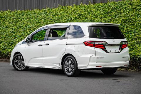 2018 Honda Odyssey Absolute - Thumbnail